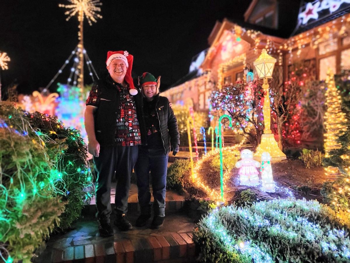 Freeport Christmas Lights 2022 Finstall's 'Britain's Craziest Christmas Lights' Revealed | Bromsgrove  Advertiser